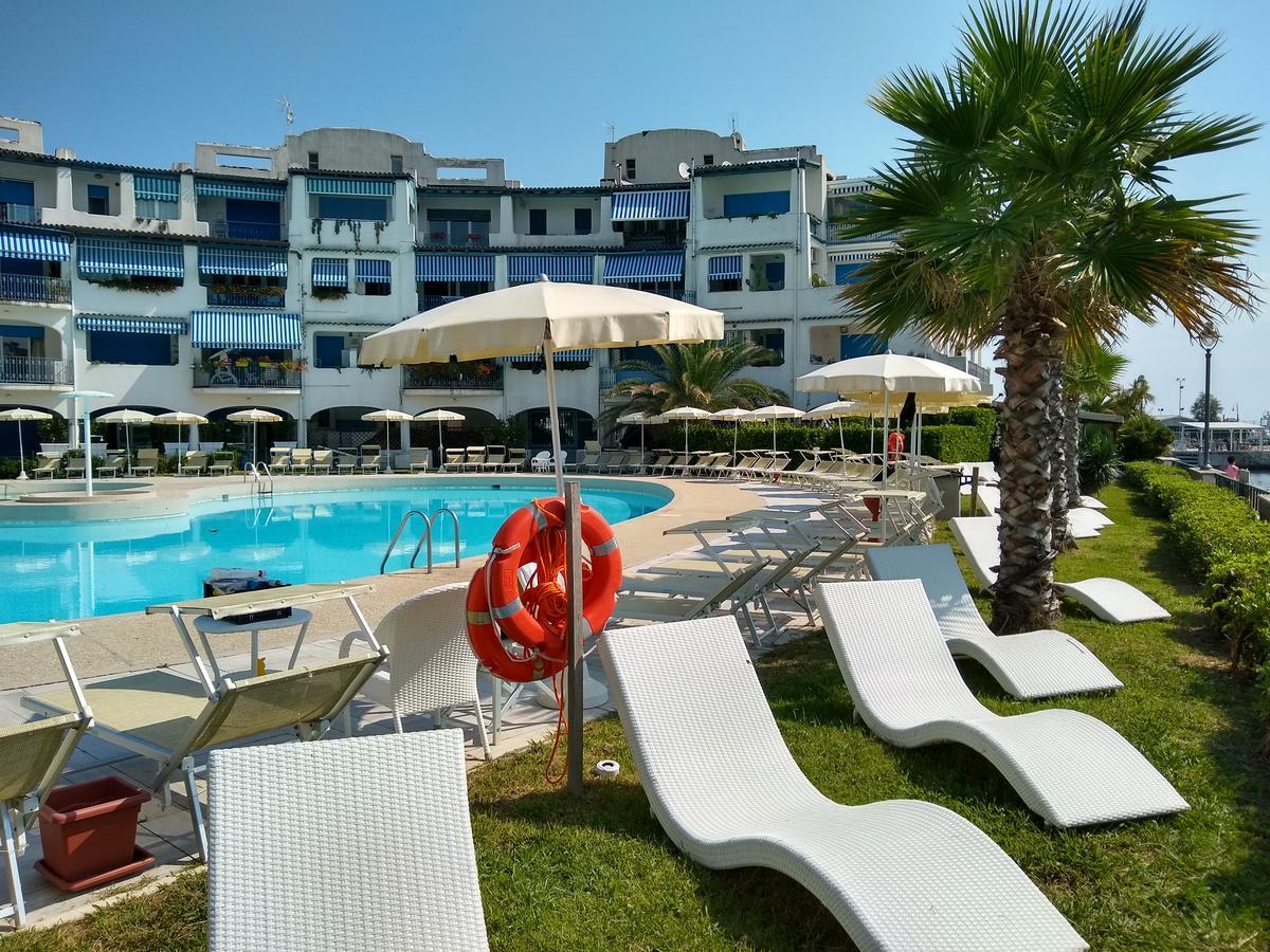 Portoverde Beach Apartments Misano Adriatico Extérieur photo